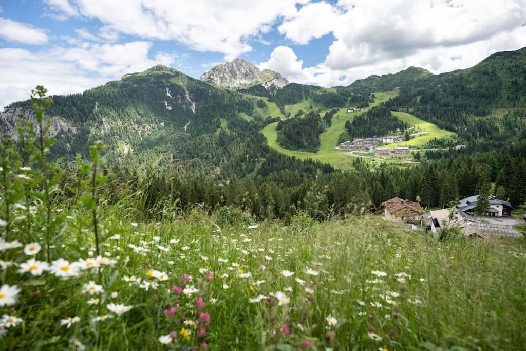 Gemuetliche Huette In Den Bergen Βίλα Sonnenalpe Nassfeld Εξωτερικό φωτογραφία